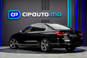 BMW 7 series 740Le2016 2/16