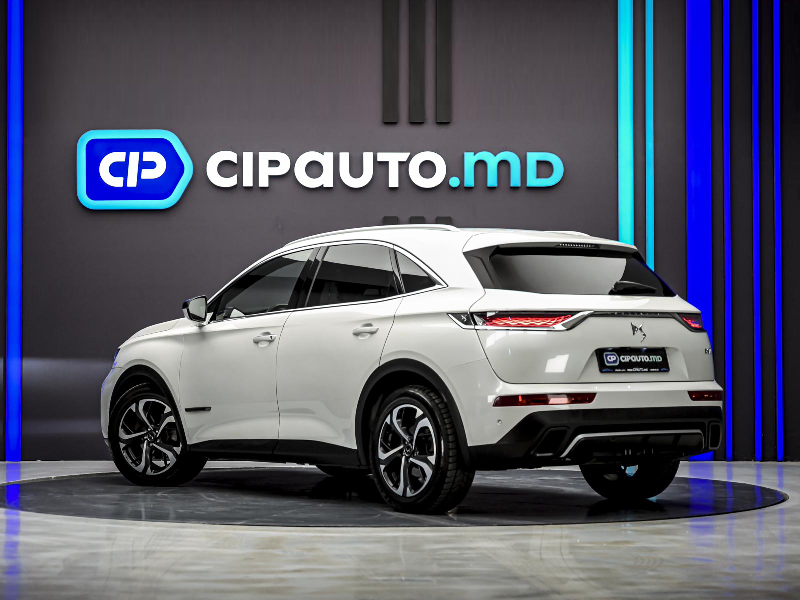 DS_Automobiles DS 7 Crossback 2018 2/15