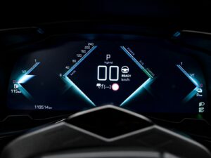 DS_Automobiles DS 7 Crossback OPERA2021 8/15