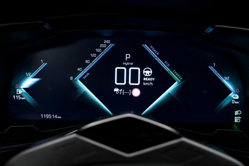 DS_Automobiles DS 7 Crossback OPERA2021 8/15