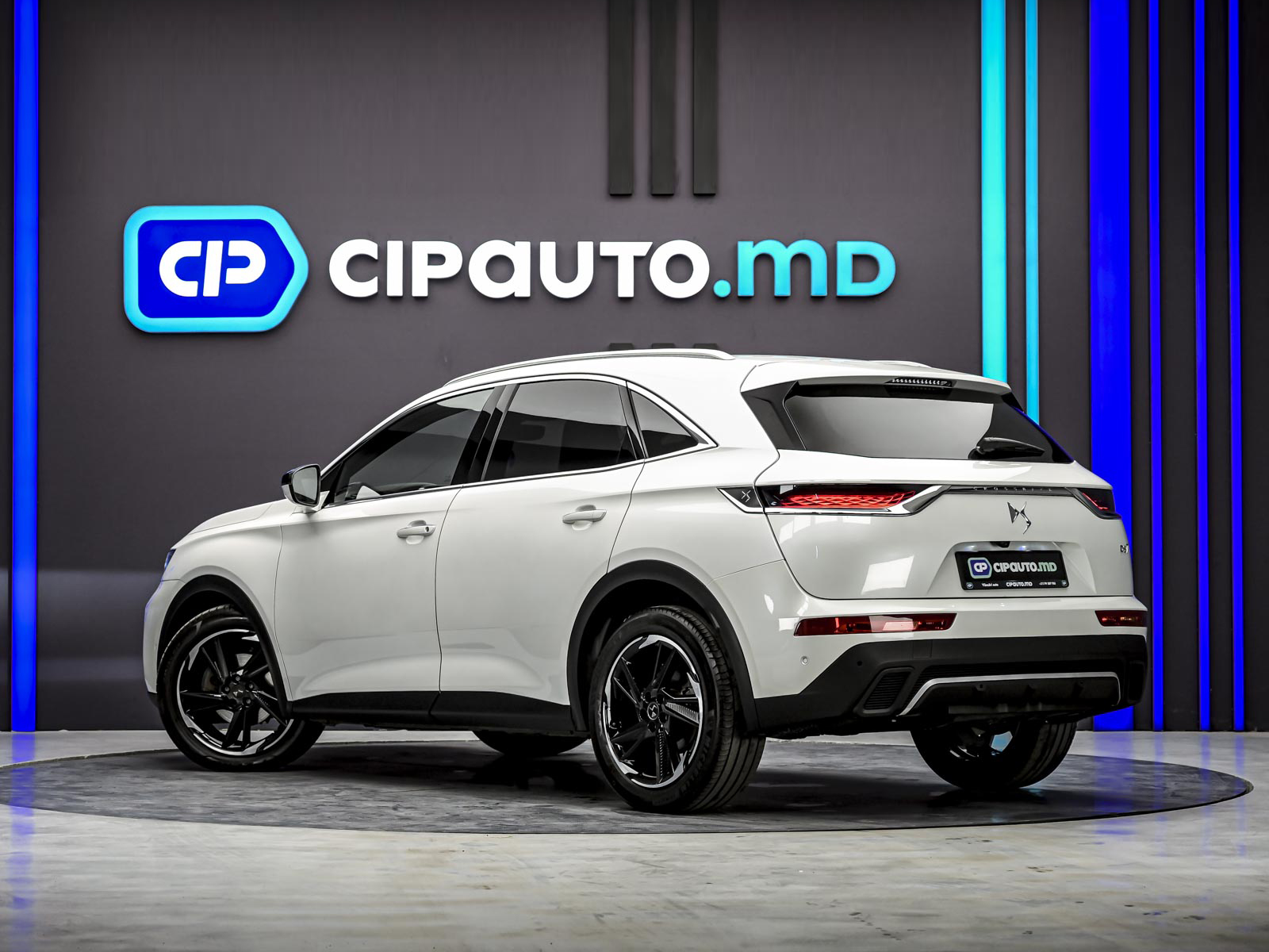 DS_Automobiles DS 7 Crossback RIVOLI2021 2/15