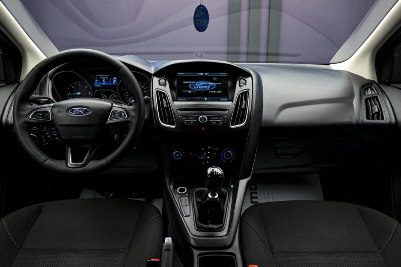 Ford Focus 2015 5/12