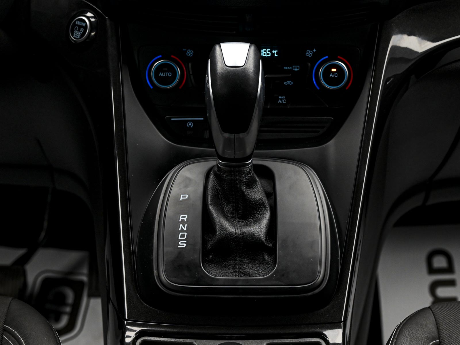Ford Kuga 2017 12/14
