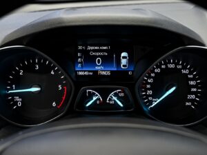 Ford Kuga 2017 8/14