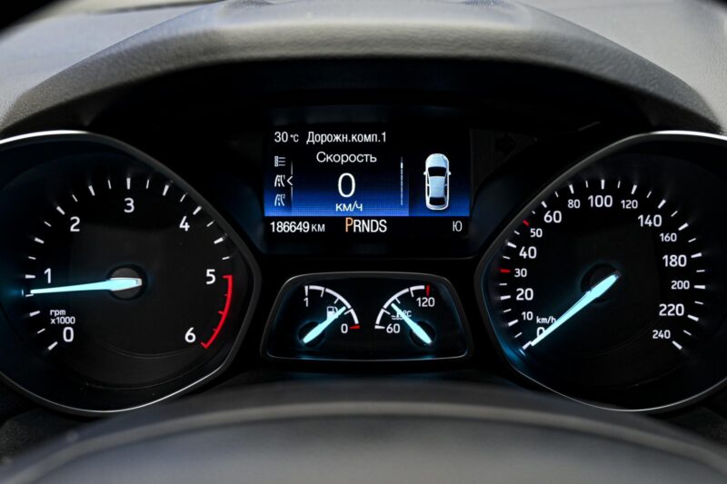Ford Kuga 2017 8/14