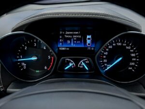 Ford Kuga 2017 8/14