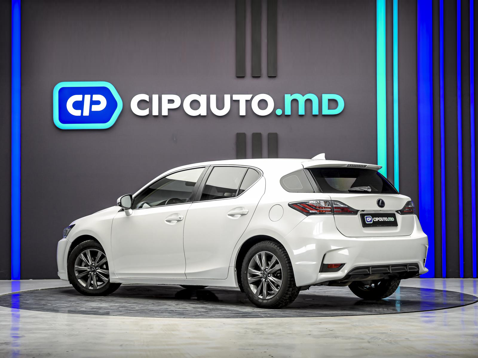 Lexus CT 200h2015 2/14