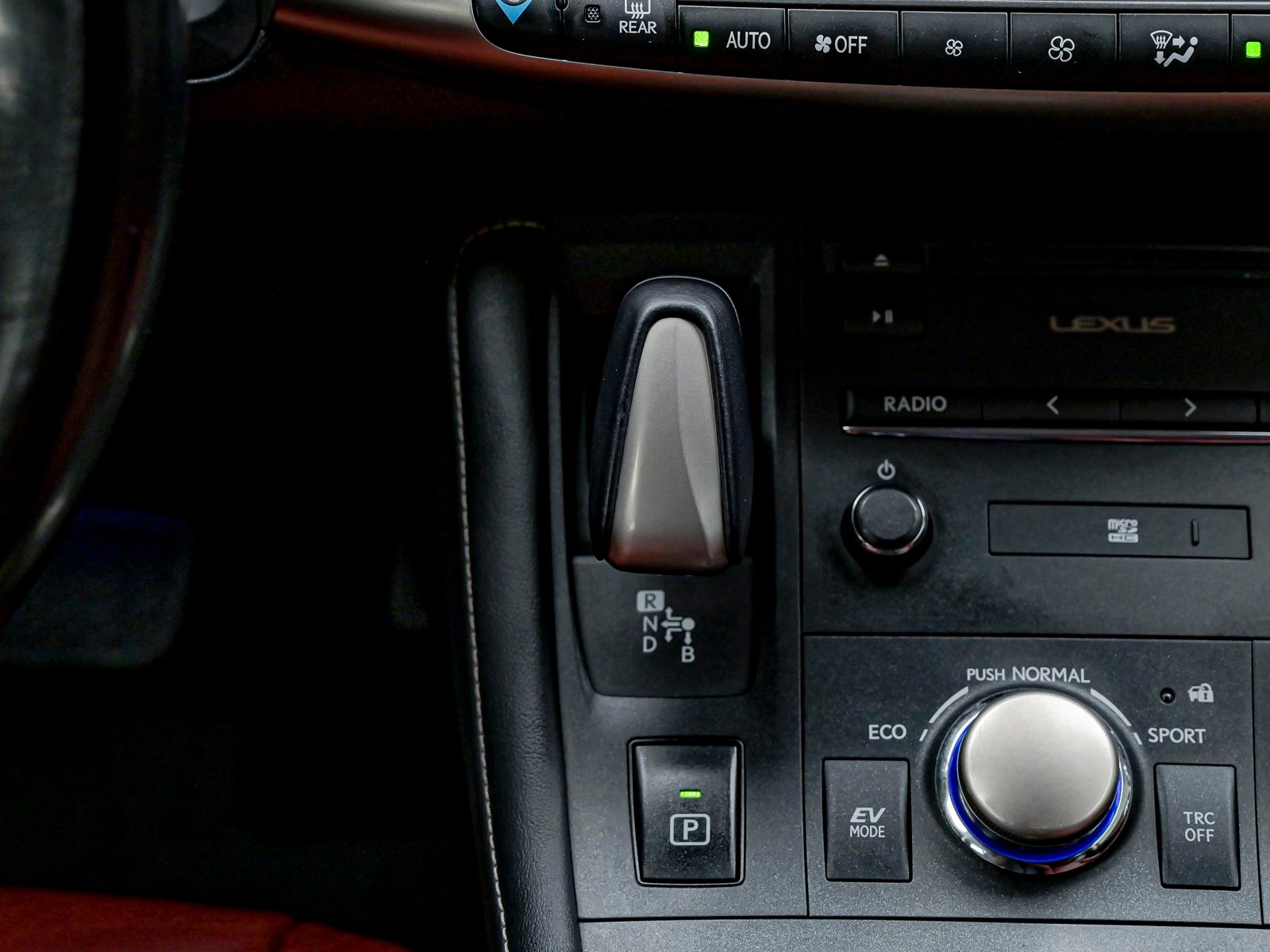Lexus CT 200h2015 12/14