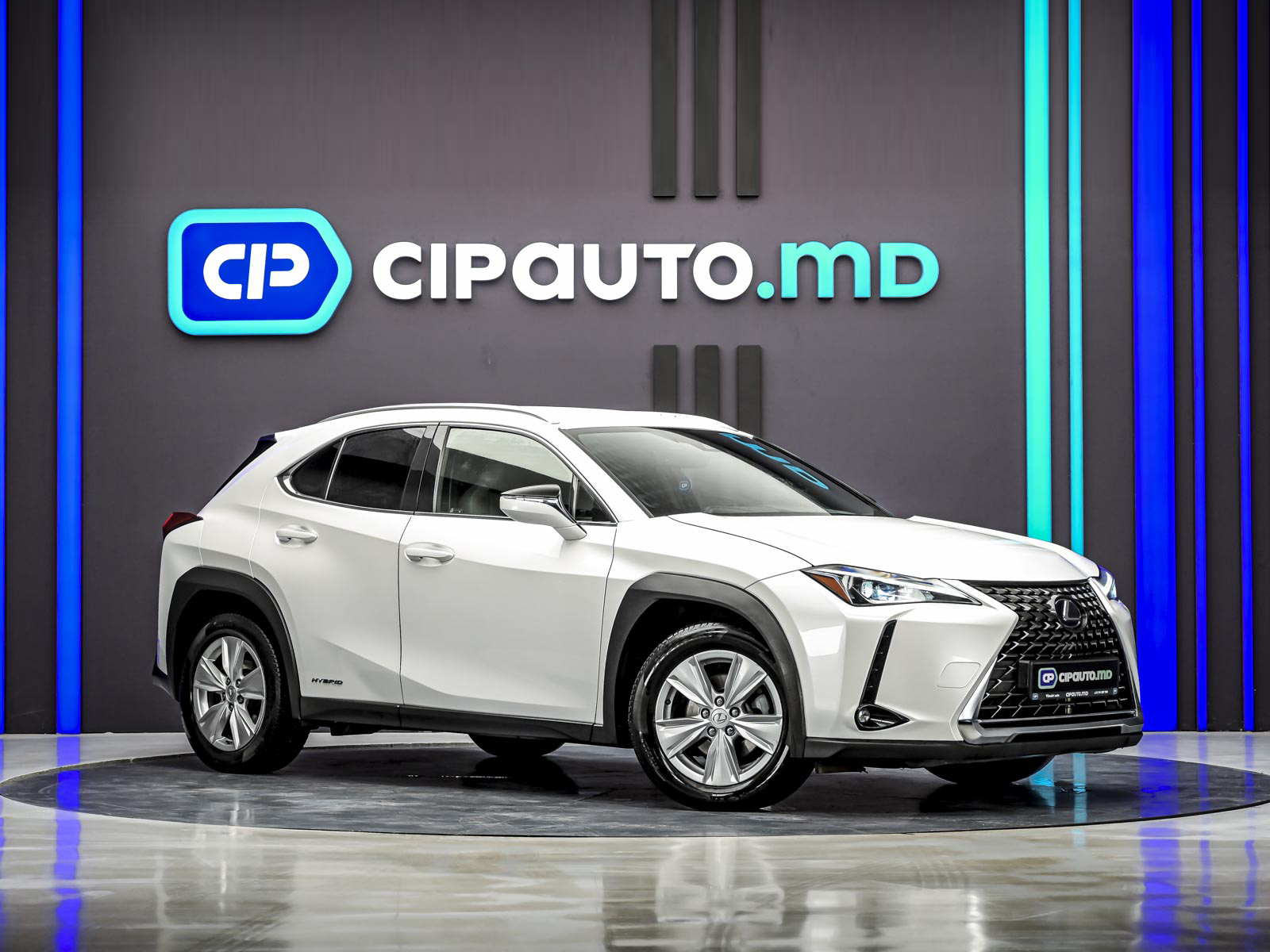 Lexus UX 250h 2020 4/15