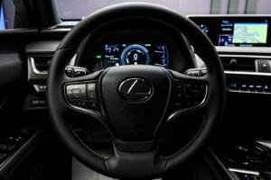 Lexus UX 250h 2020 9/14