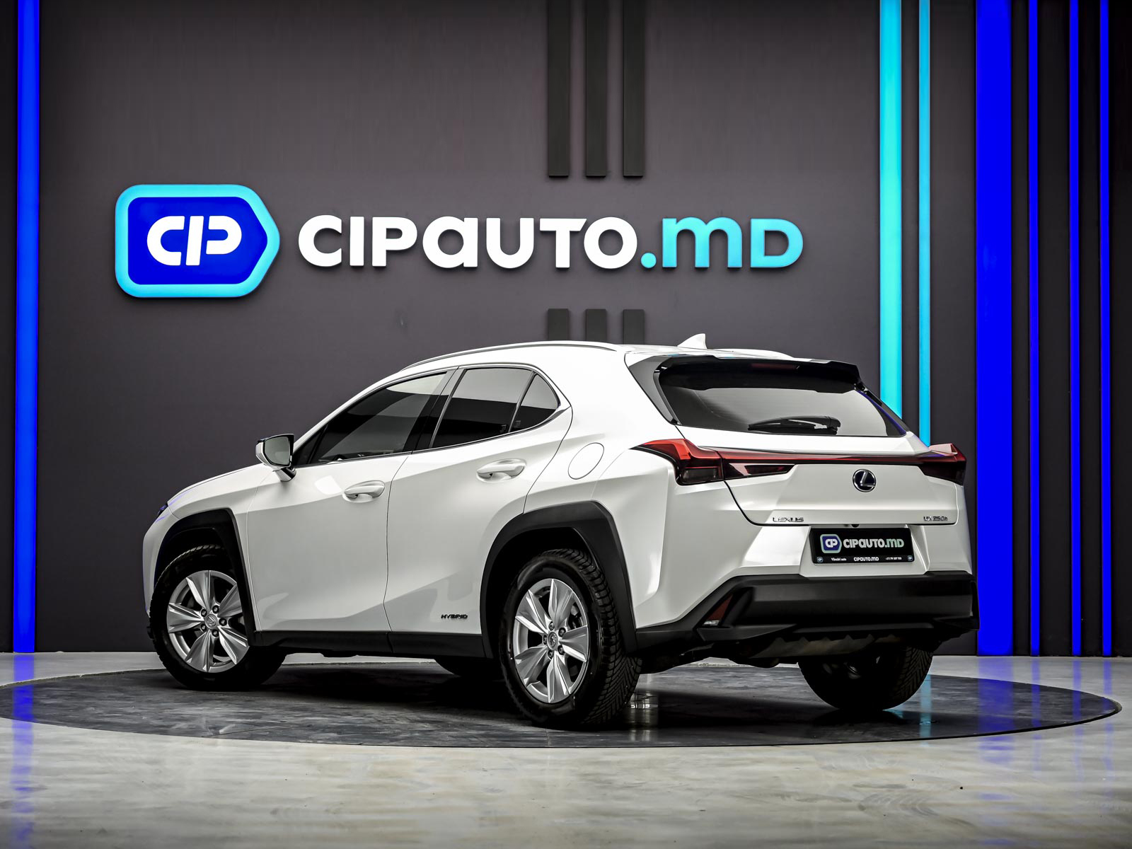 Lexus UX 250h 2020 2/14