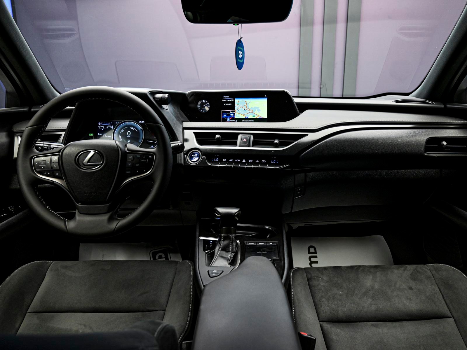 Lexus UX 250h 2020 5/14