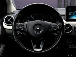 Mercedes-Benz B Class 2015 9/13