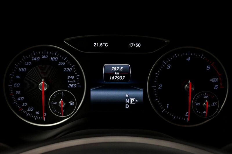 Mercedes-Benz B Class 2015 8/13