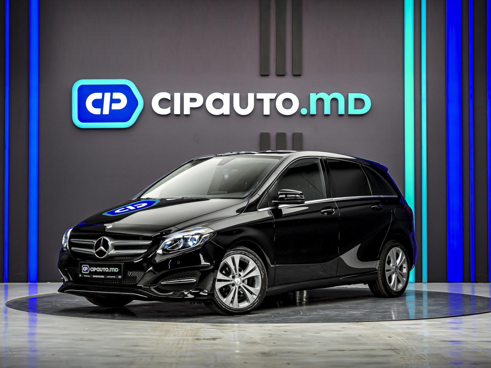 Mercedes-Benz B Class 2015 1/13