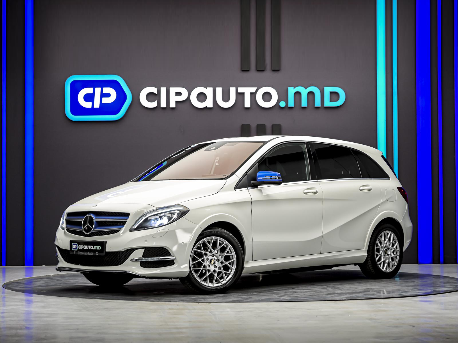 Mercedes-Benz B Class 2015 1/14
