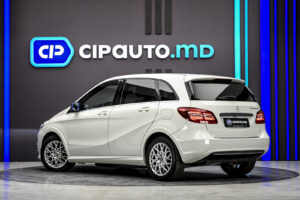 Mercedes-Benz B Class 2015 2/14