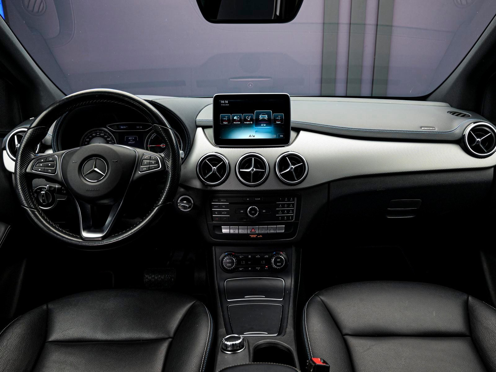Mercedes-Benz B Class 2015 5/14