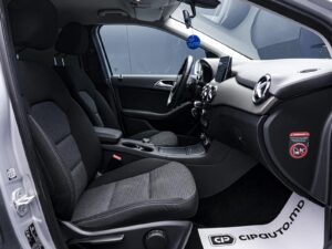 Mercedes-Benz B Class 2015 6/12