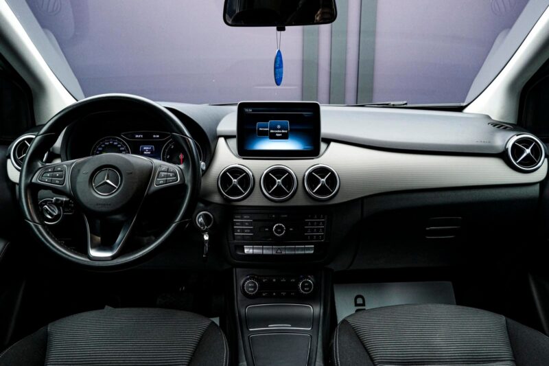 Mercedes-Benz B Class 2015 5/12