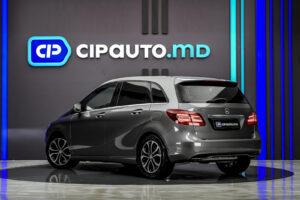 Mercedes-Benz B Class 2016 2/14