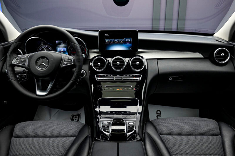Mercedes-Benz C Class 2017 5/14