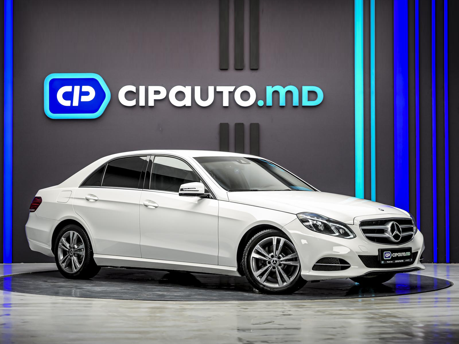 Mercedes-Benz E-Class 2015 4/13