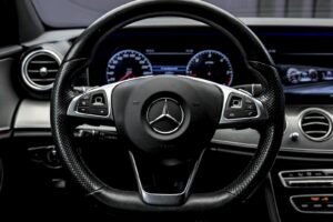 Mercedes-Benz E-Class 200d2018 9/14