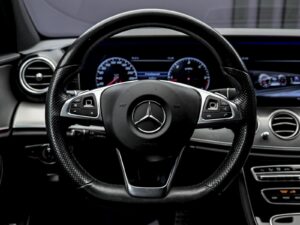 Mercedes-Benz E-Class 200d2018 9/14