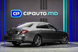 Mercedes-Benz E-Class 200d2018 3/14