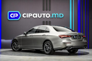 Mercedes-Benz E-Class E300de2021 2/14