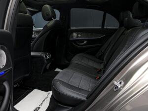 Mercedes-Benz E-Class E300de2021 7/14