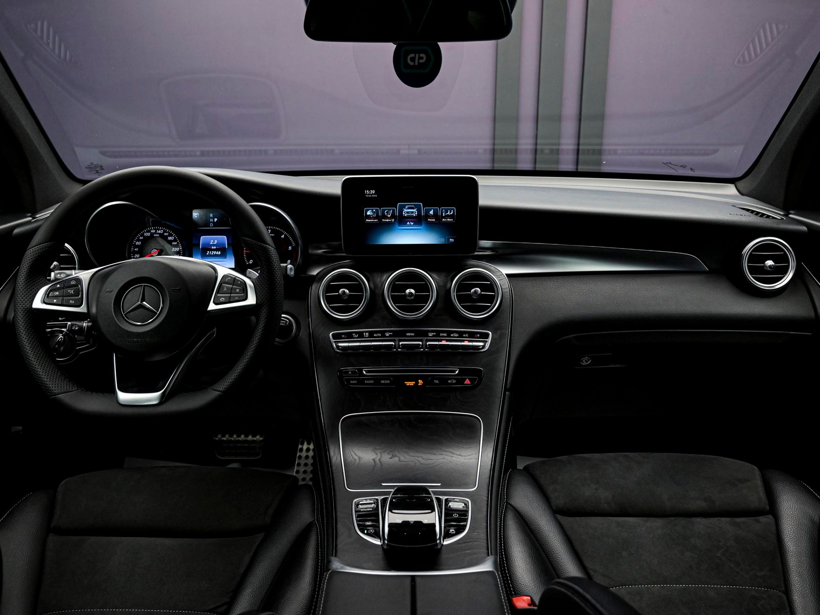 Mercedes-Benz GLC 250D2016 5/15