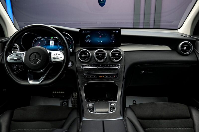 Mercedes-Benz GLC 300de2021 5/15