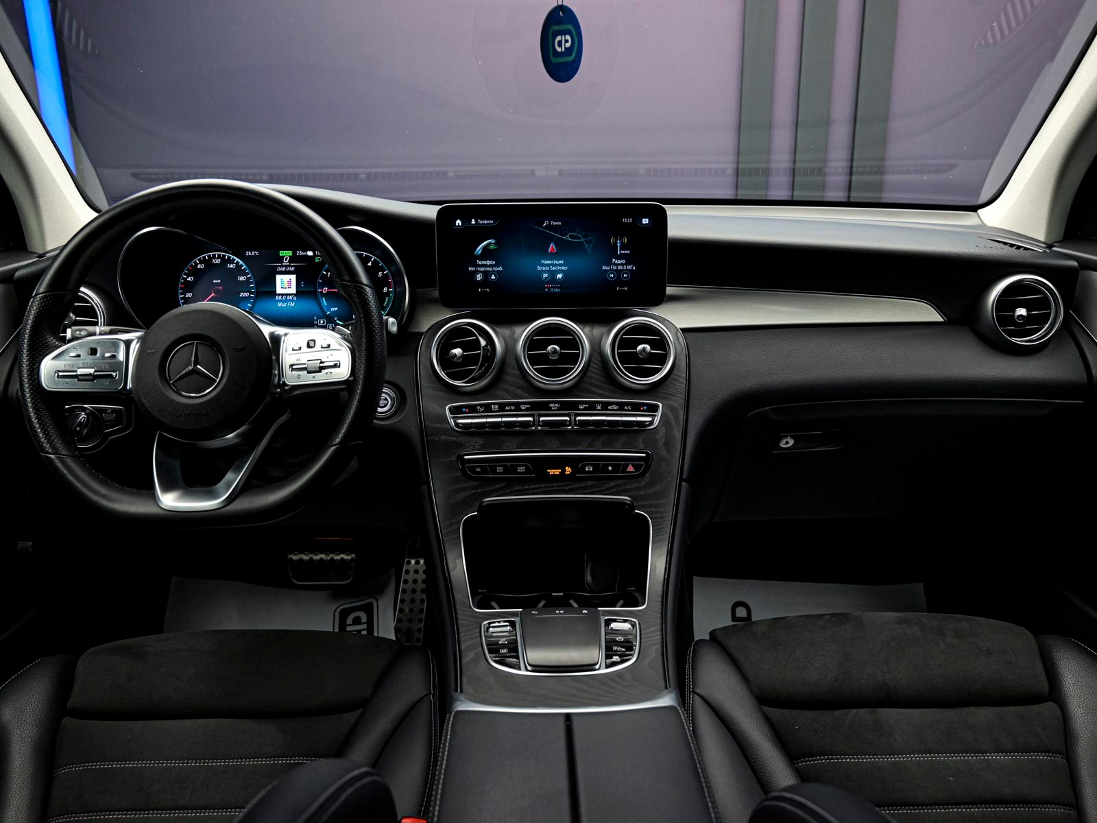 Mercedes-Benz GLC 300de2021 5/15