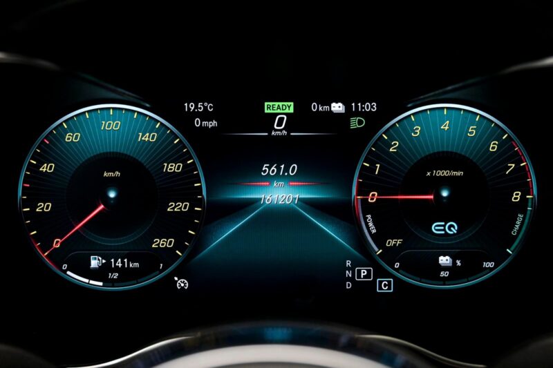 Mercedes-Benz GLC Coupe 300 e2021 8/15