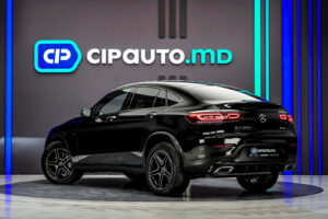 Mercedes-Benz GLC Coupe 300 e2021 2/15