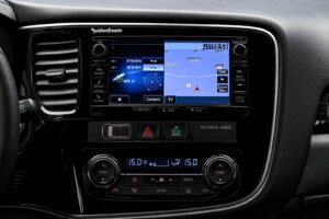Mitsubishi Outlander 2015 10/14