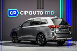 Mitsubishi Outlander 2015 2/14