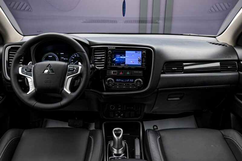Mitsubishi Outlander 2015 5/14