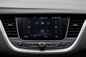 Opel Grandland X 2019 10/15