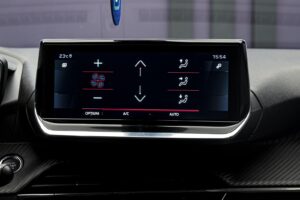 Peugeot 2008 2021 10/14