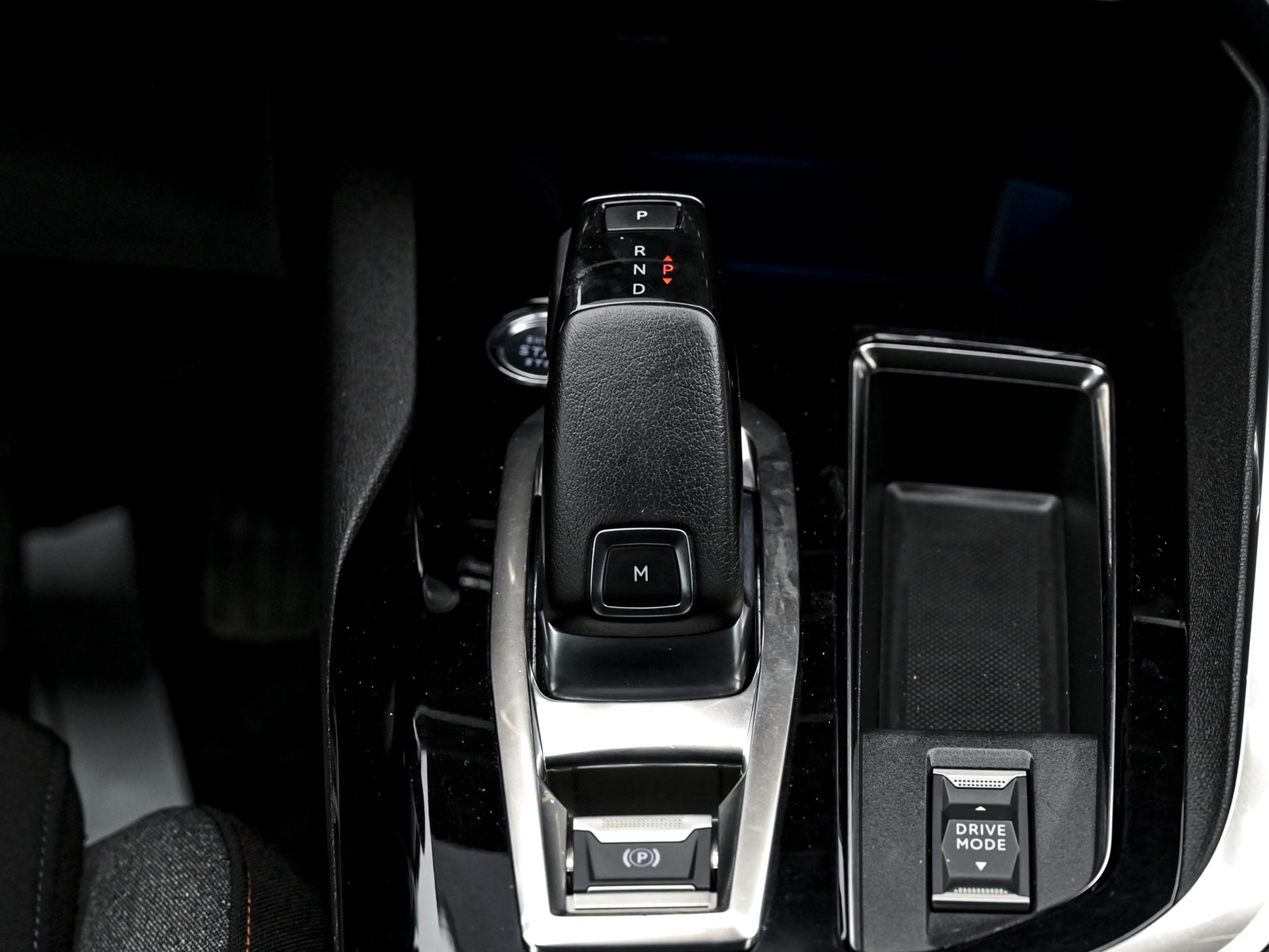Peugeot 3008 2021 12/14
