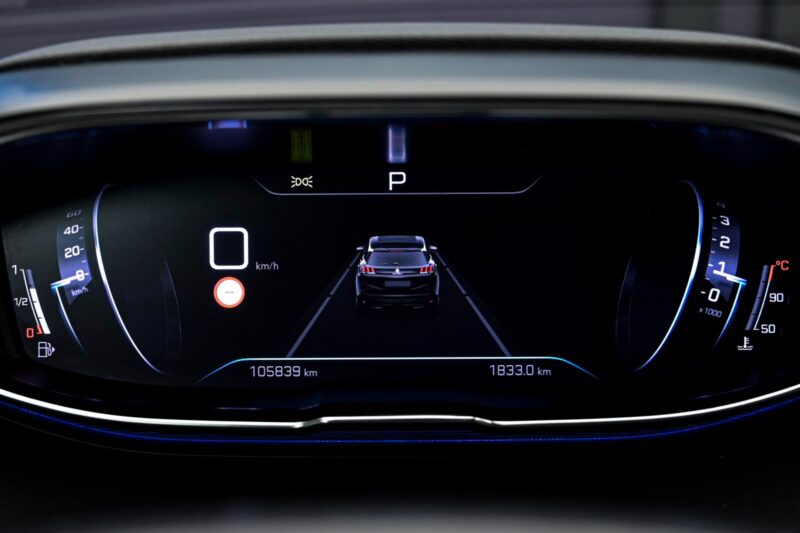 Peugeot 3008 2021 8/14