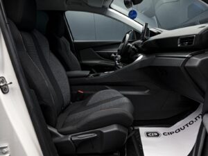 Peugeot 3008 2021 6/13