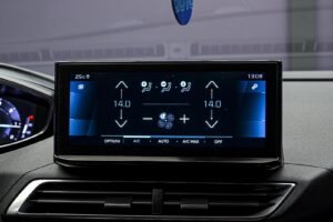 Peugeot 3008 2021 10/13