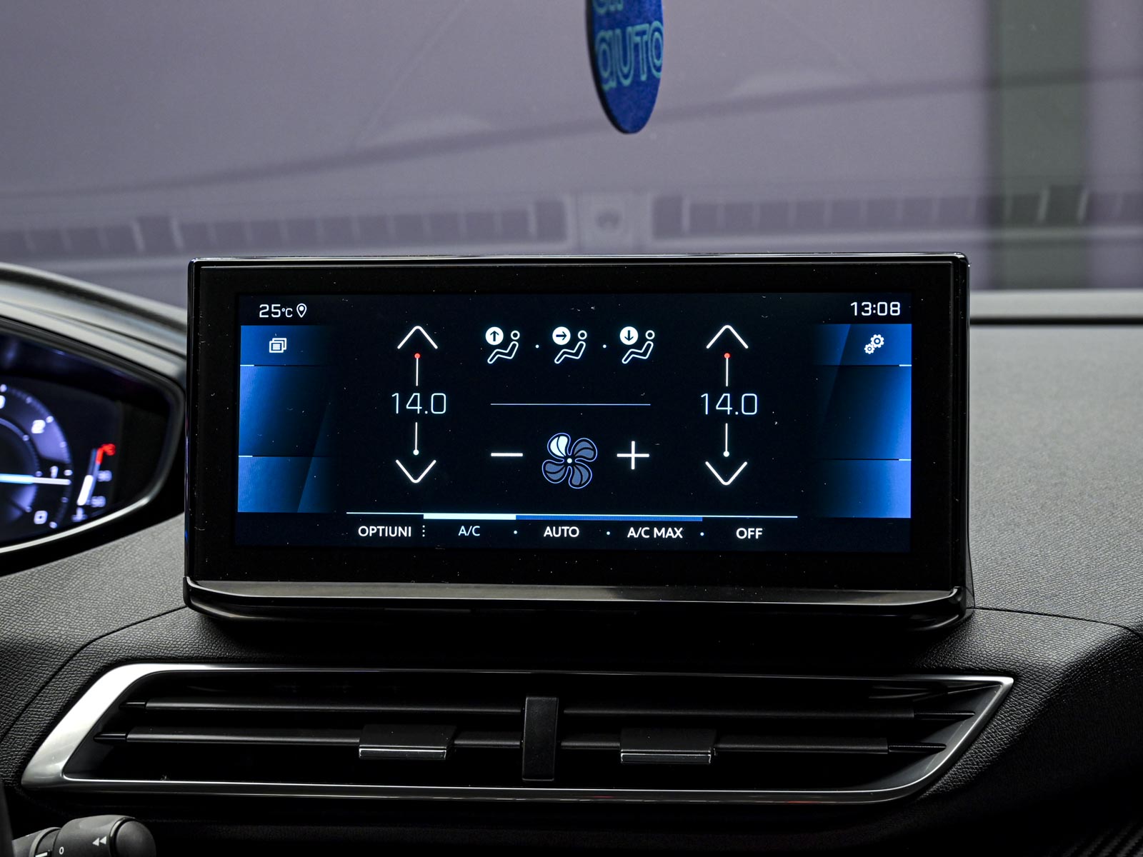 Peugeot 3008 2021 10/13