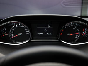 Peugeot 308 2019 8/13