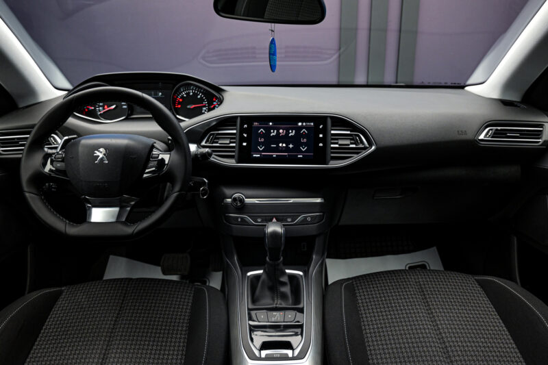 Peugeot 308 2019 5/13