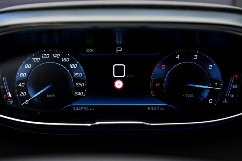 Peugeot 5008 2020 8/14